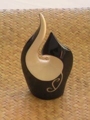 Te Ahi (Black and White)