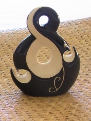 Single Twists (Black and White)